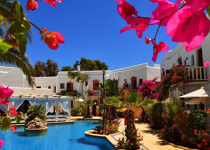 Polikandia 3* Folégandros