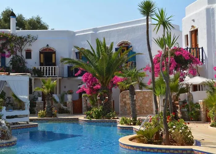 Polikandia 3* Folégandros