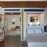 Polikandia Otel Folégandros