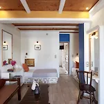 Polikandia 3* Folégandros