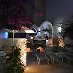 Polikandia Otel