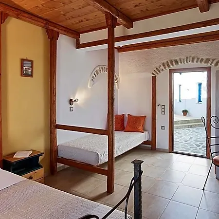 魄力坎迪亚酒店 3* Folégandros