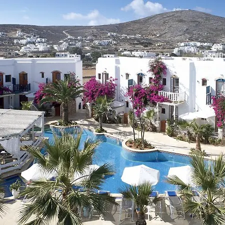 Polikandia 3* Folegandros Town