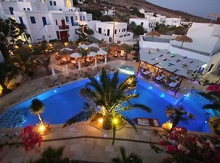 Polikandia 3* Folegandros Town
